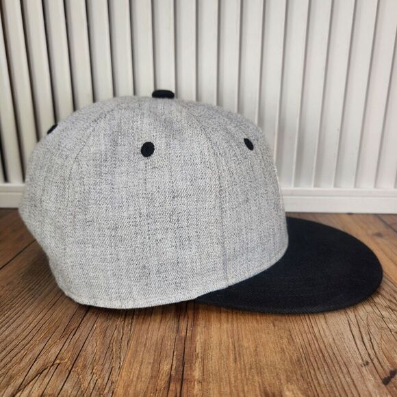 Illuminati Occult Geometric Sandwich Hat Cap Snapback Gray Hip Hop Three In Logo - Picture 4 of 10
